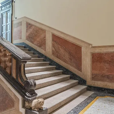 Appartamento Del Duomo - By Myhomeincomo Côme